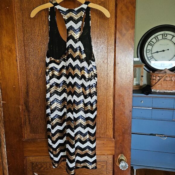 Alya Sequin Halter Party Dress M | Black Gold White Sparkle Swiftie Style - Picture 2 of 8